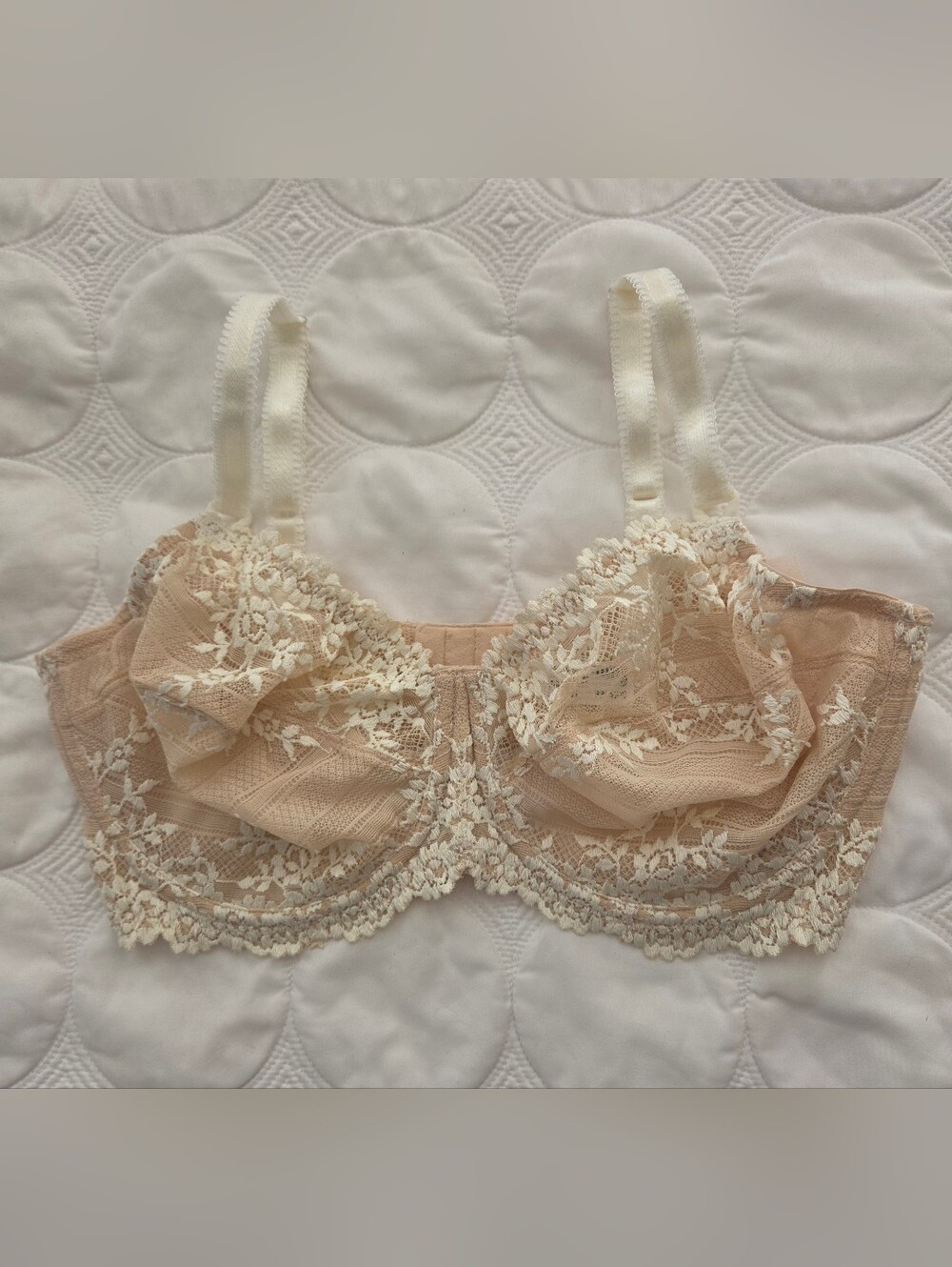 Wacoal Embrace Lace Beige and Cream Underwire Bra